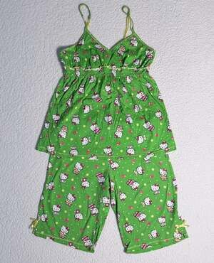 VINTAGE Hello Kitty Sanrio Green Strawberry Pajama Set Size L 2009